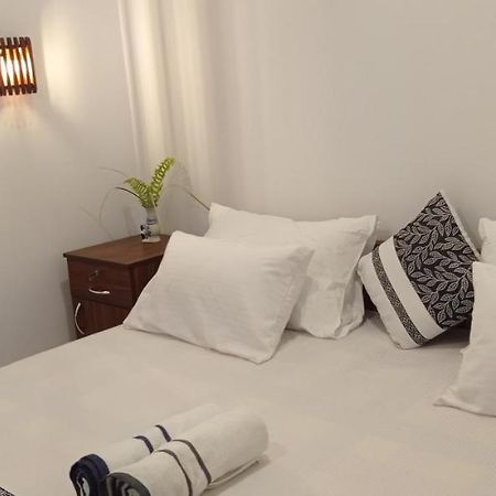 Dev House Lägenhet Unawatuna Exteriör bild