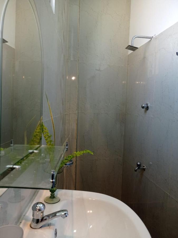 Dev House Lägenhet Unawatuna Exteriör bild
